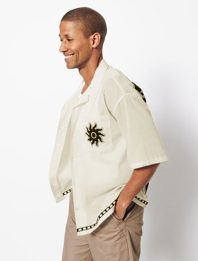 Boxy fit hemdje in geborduurd katoen