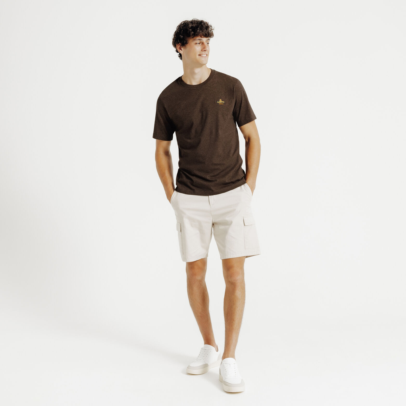 Geborduurd t-shirt ronde hals in gemêleerde stof