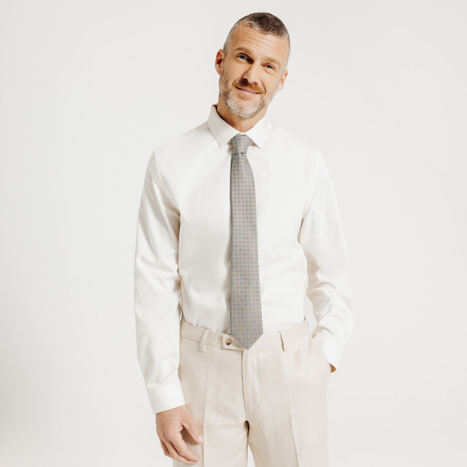 Cravate &agrave; motifs