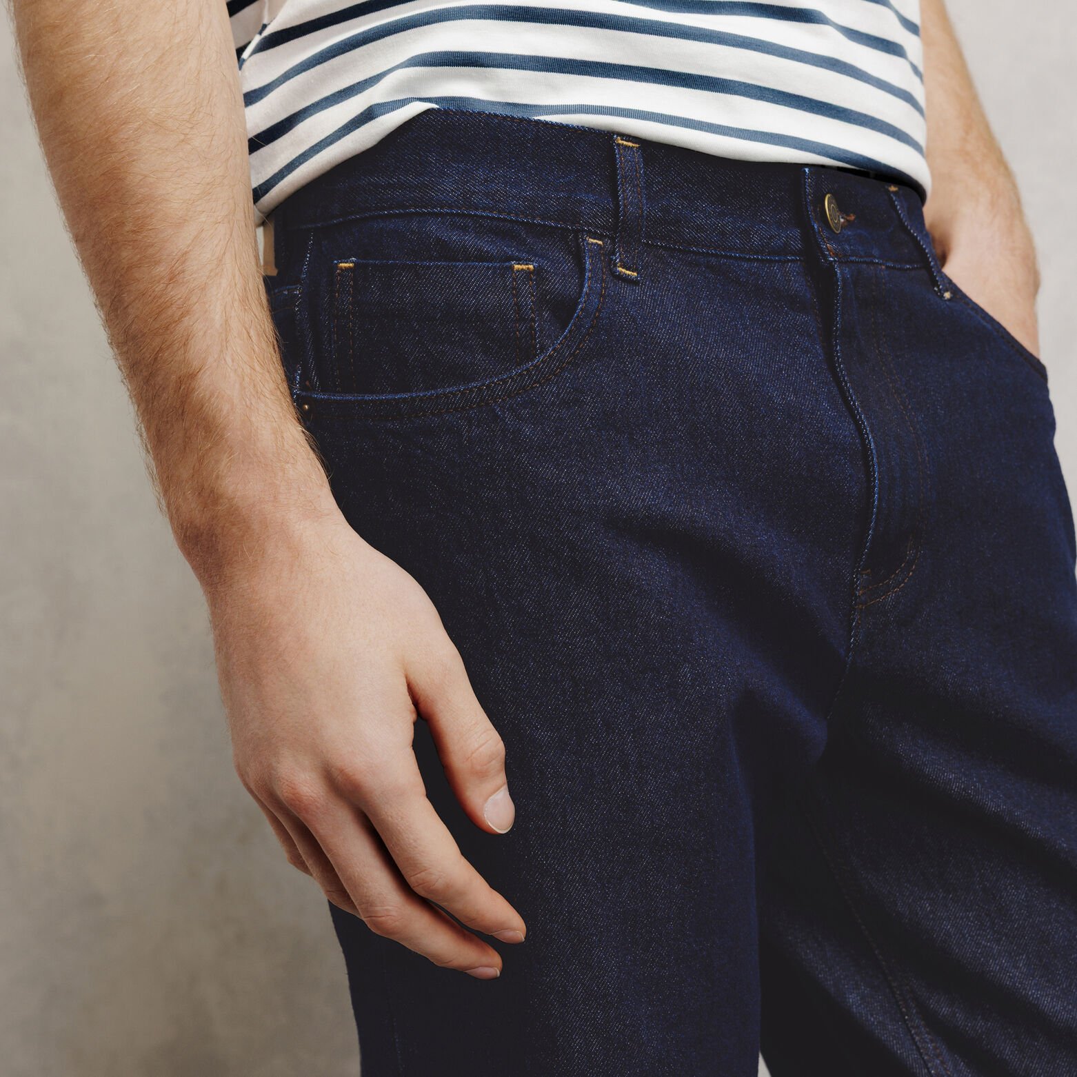 Jean tapered rigide brut Made In France