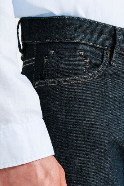 Jean straight toile l&eacute;g&egrave;re