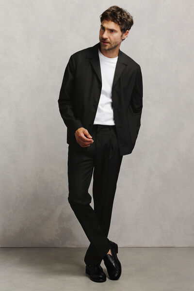 Veste boutonn&eacute;e col requin