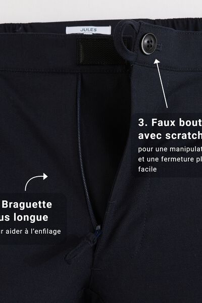 Pantalon de costume pour personne &agrave; mobilit&eacute; r&eacute;dui