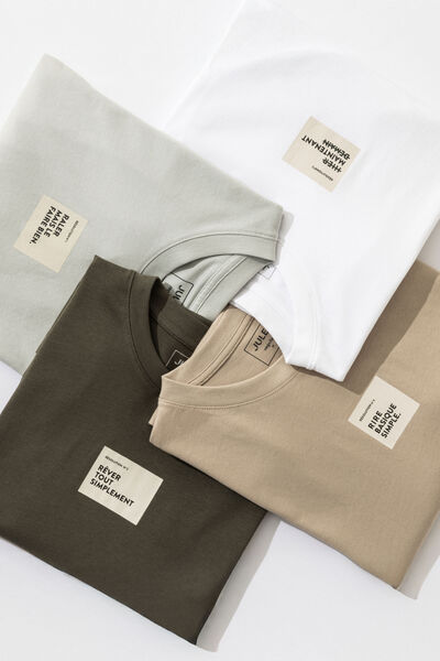 Tee shirt Noël résolution col rond