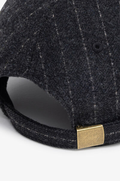 Casquette &agrave; rayures