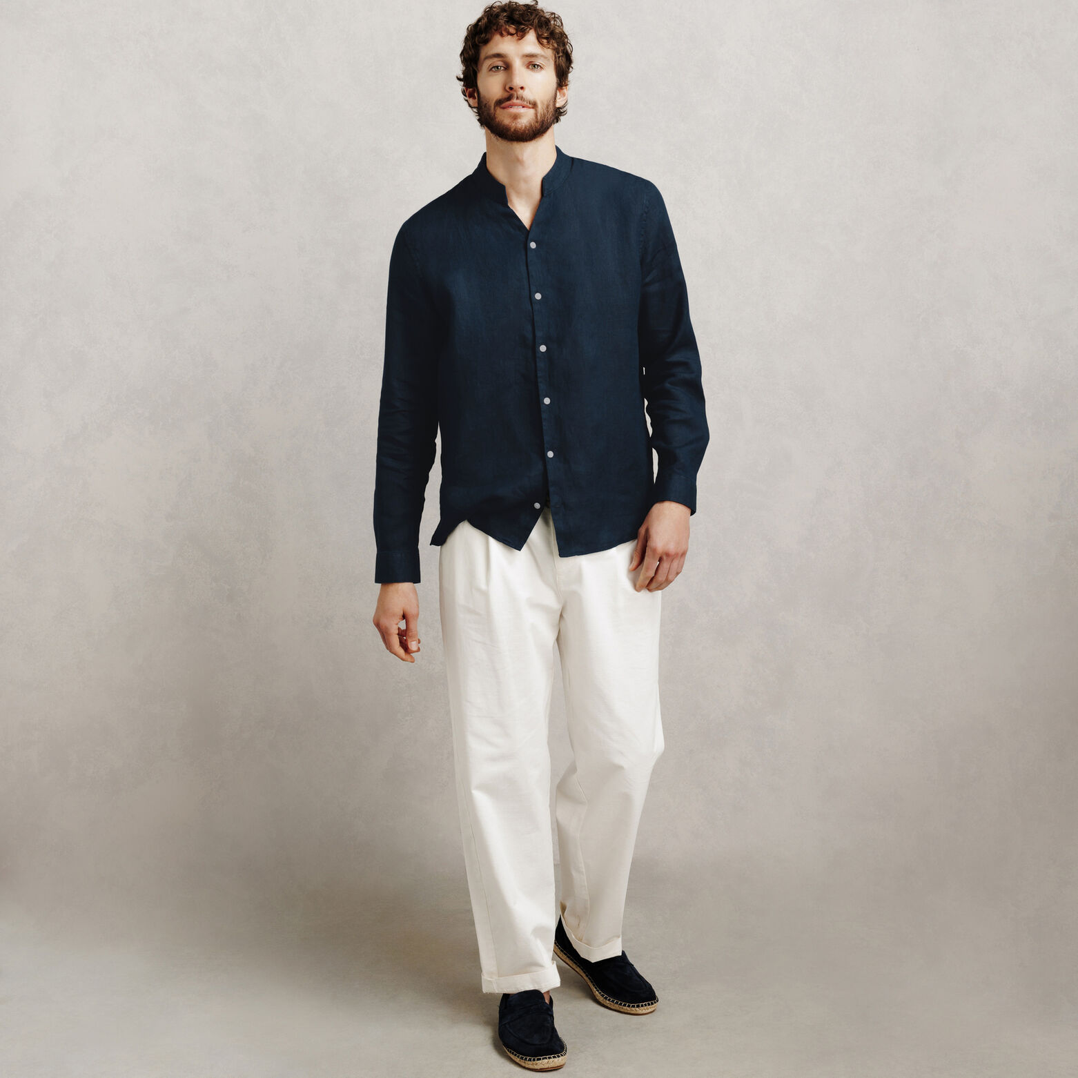 Chemise 100% lin col mao regular unie