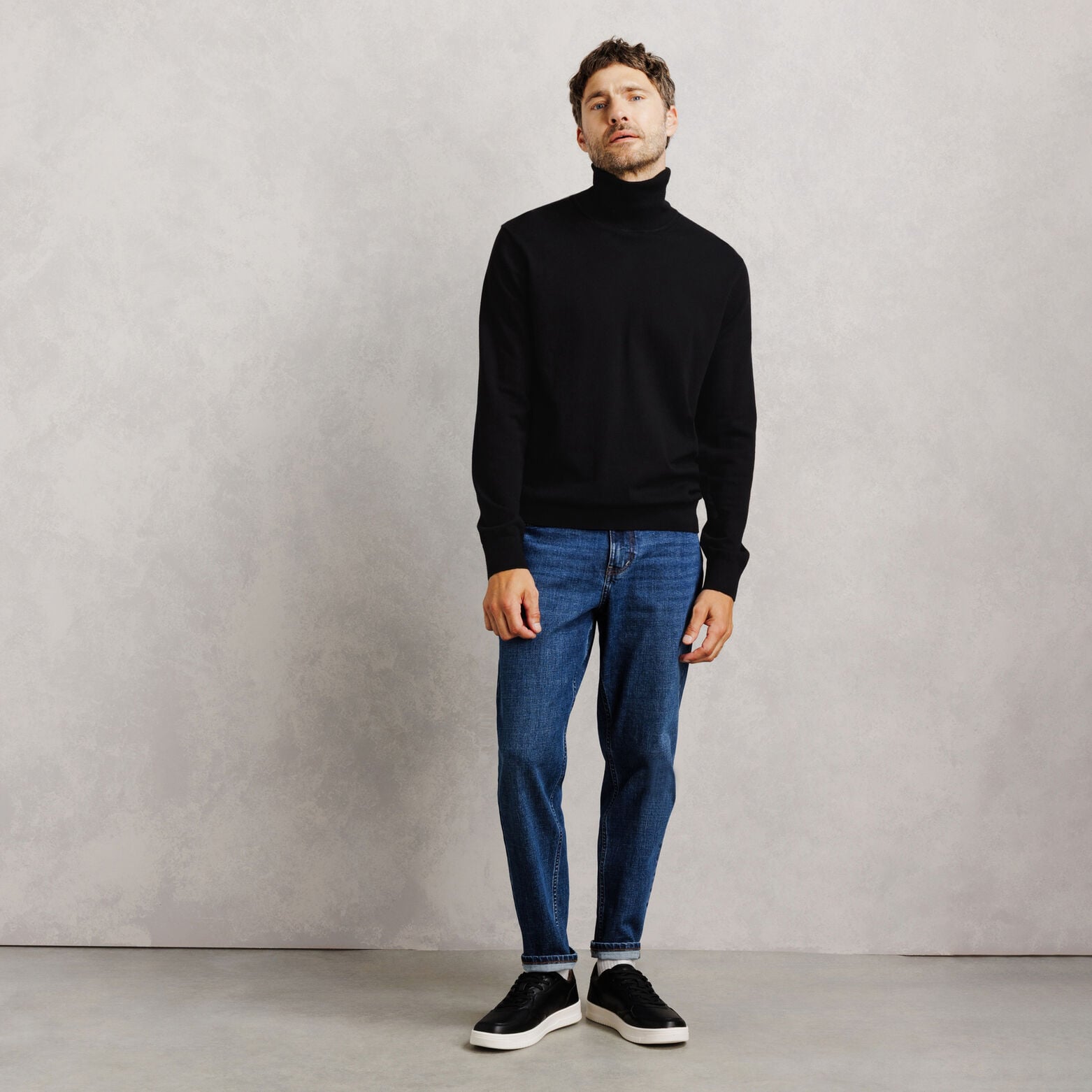 Pull col roul&eacute;