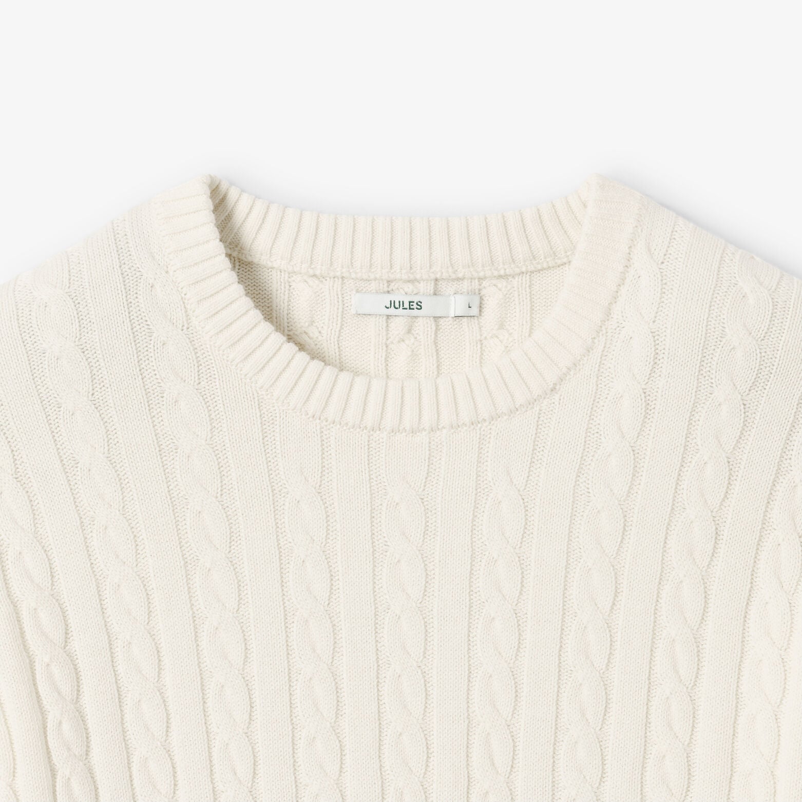 Pull col rond torsad&eacute;