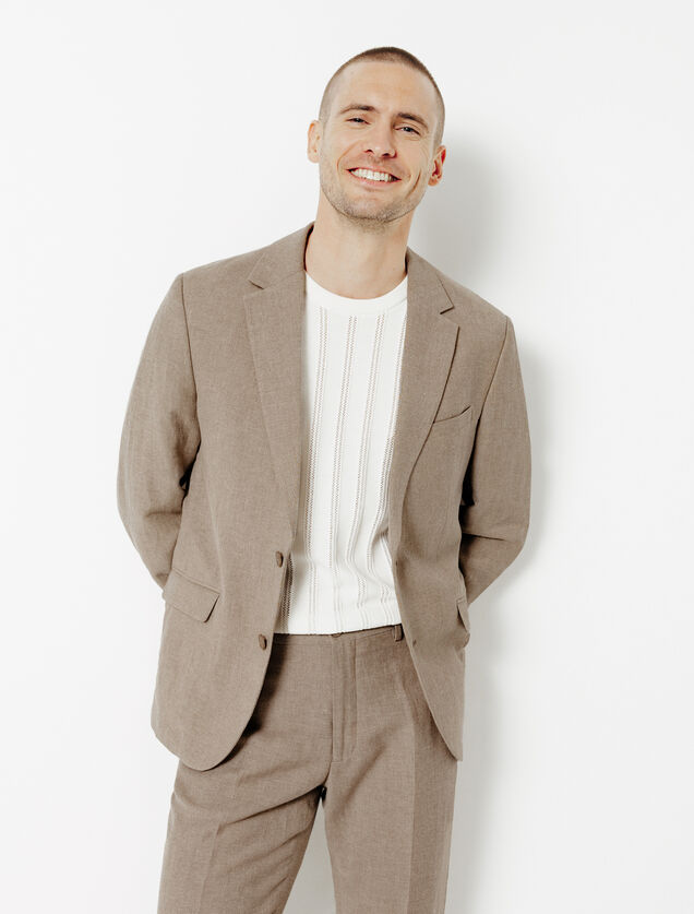 Veste de costume contenant du lin