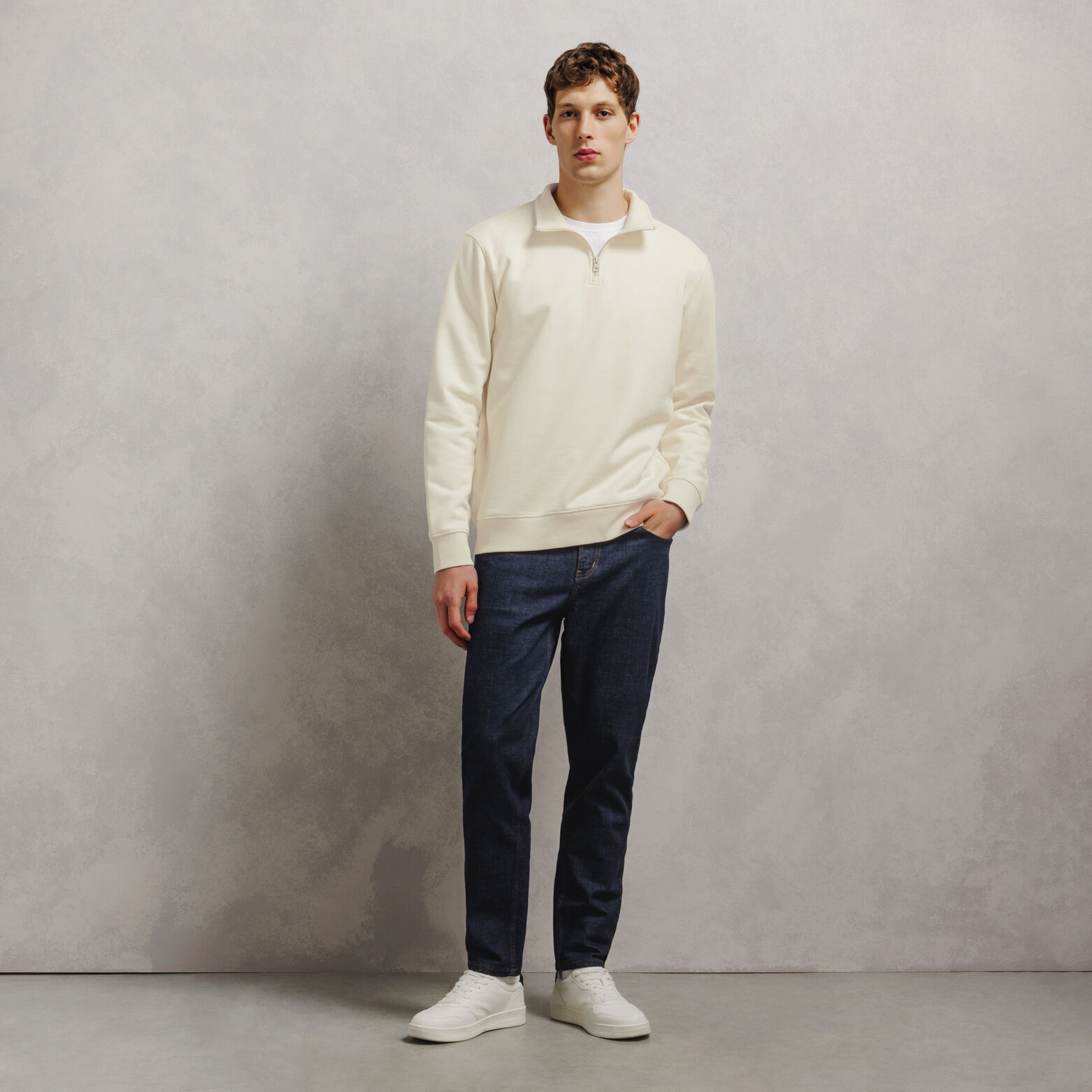 Sweat col montant zipp&eacute; molleton uni