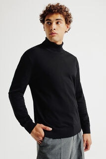 Pull col roul&eacute;