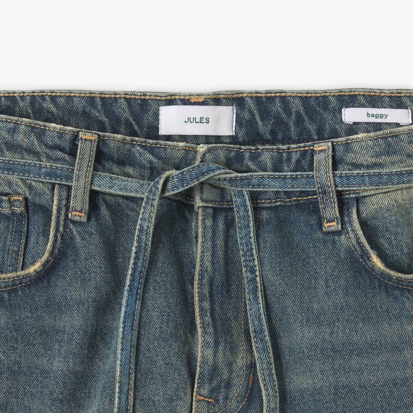 Jean baggy avec ceinture