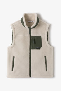 Veste sans manche en sherpa contrast&eacute;e