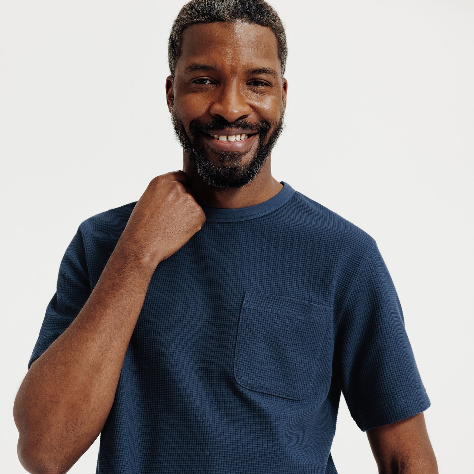 Tee shirt mati&egrave;re gaufr&eacute;e