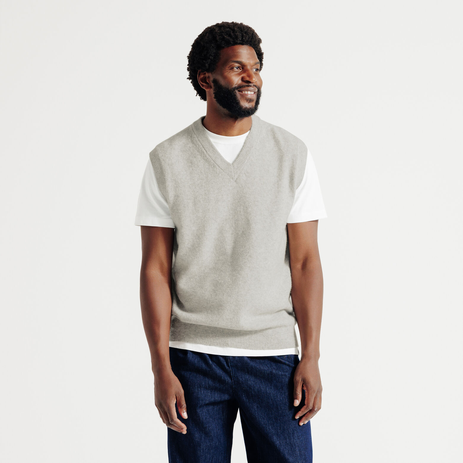 Pull col v sans manches