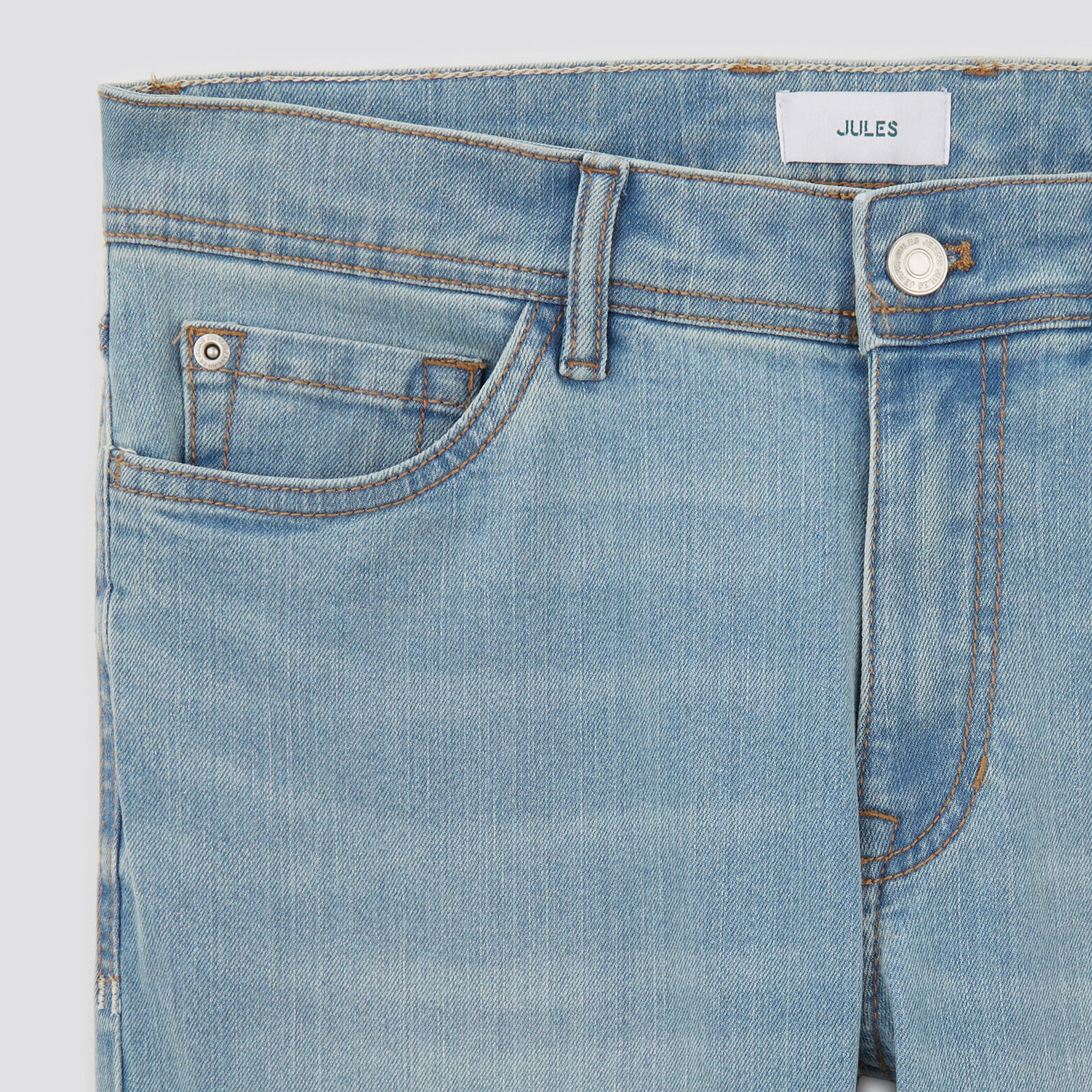 Jean slim en coton et polyester recyclés waterless