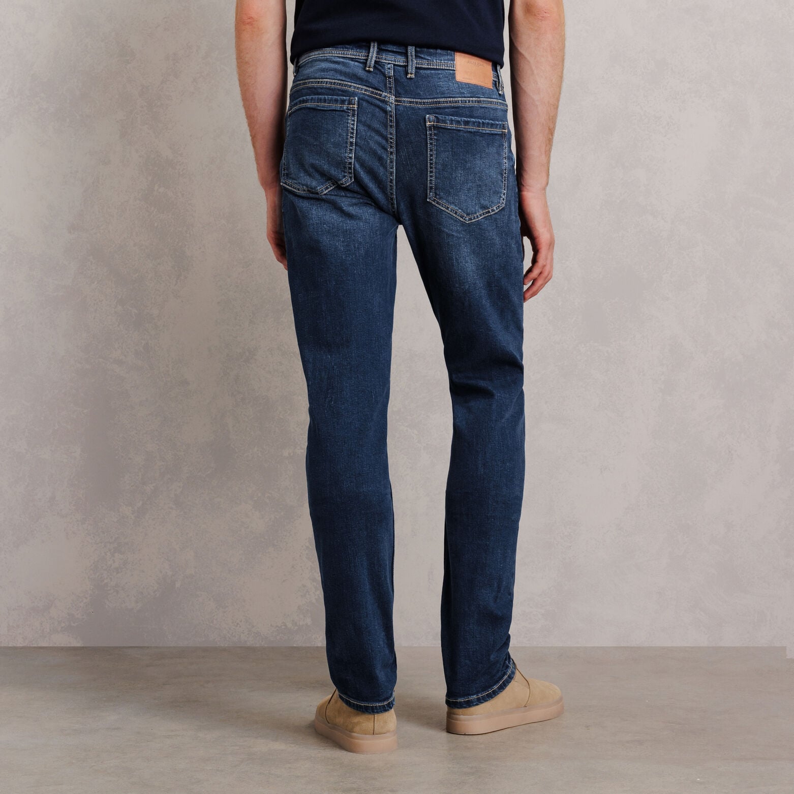 Jean straight