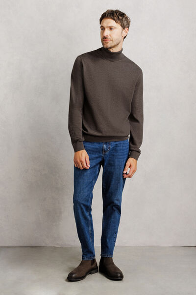 Pull col roul&eacute;