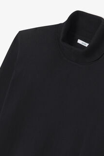 Pull col roul&eacute;