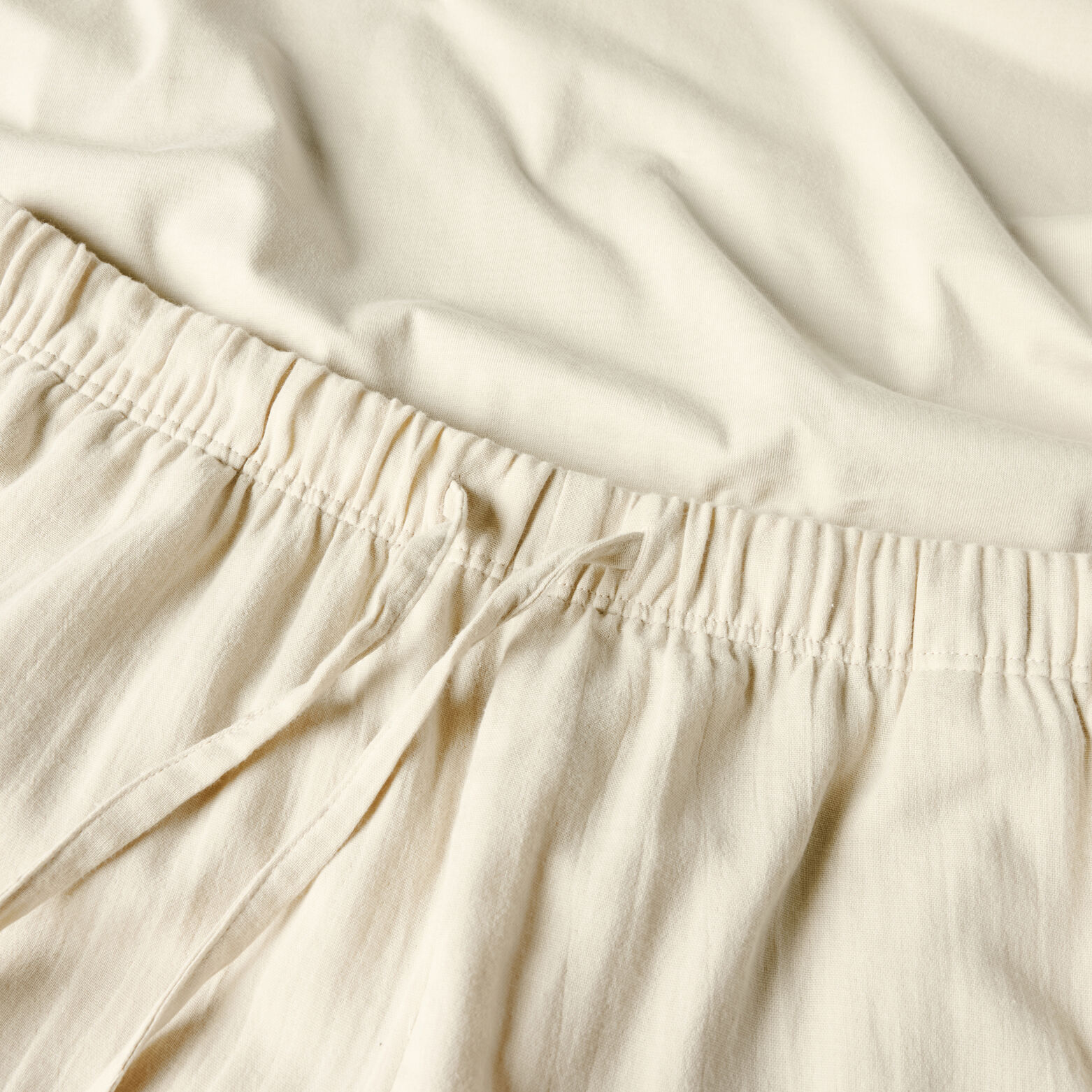 Pyjamaset met borduursel