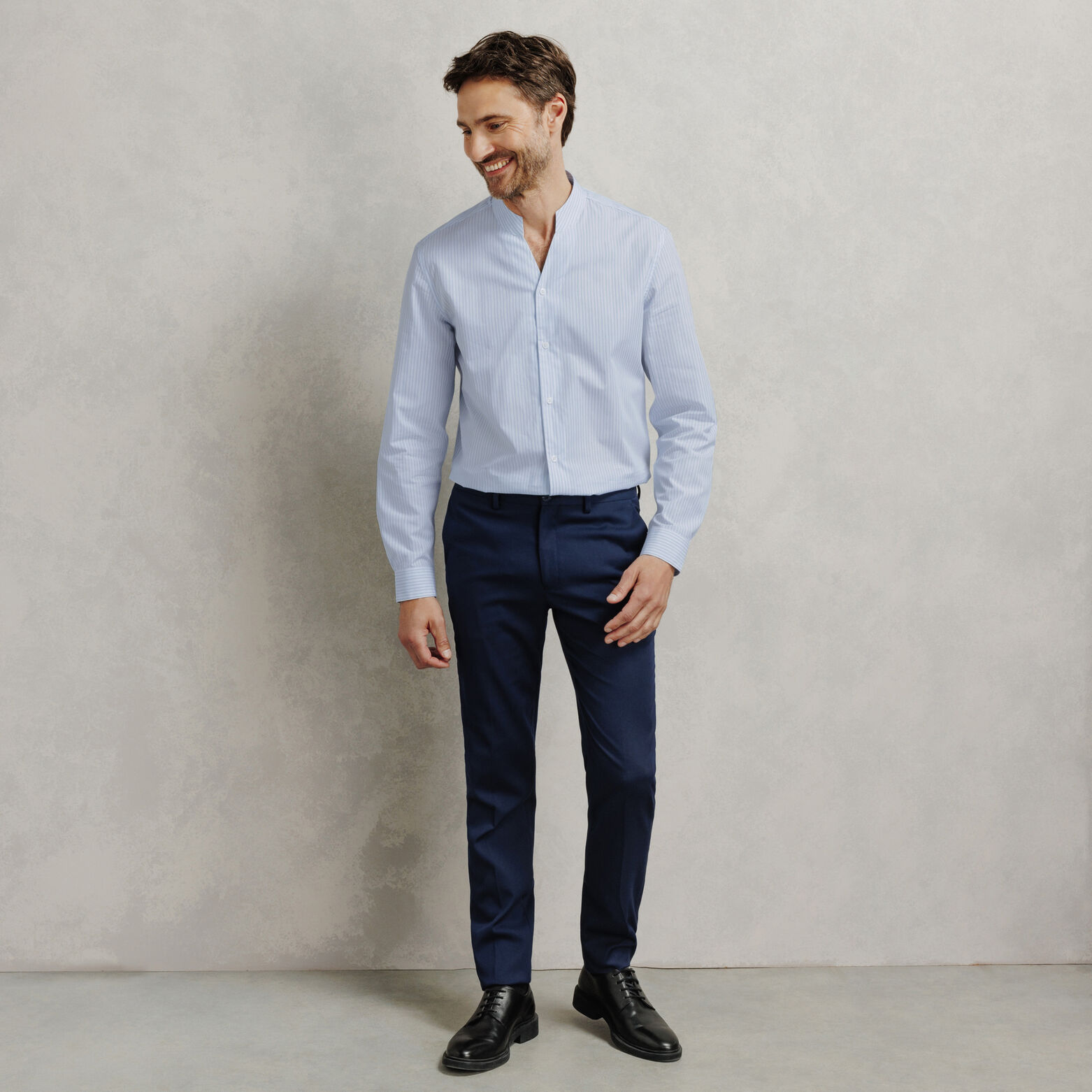 Chemise col mao ouvert en coton regular ray&eacute;e