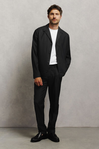 Veste boutonn&eacute;e col requin