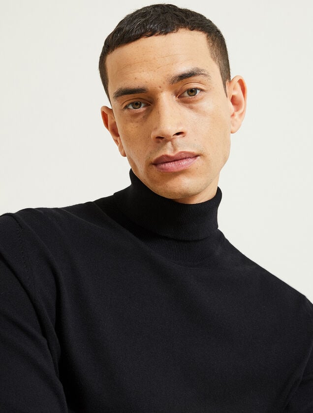 Pull col roul&eacute;