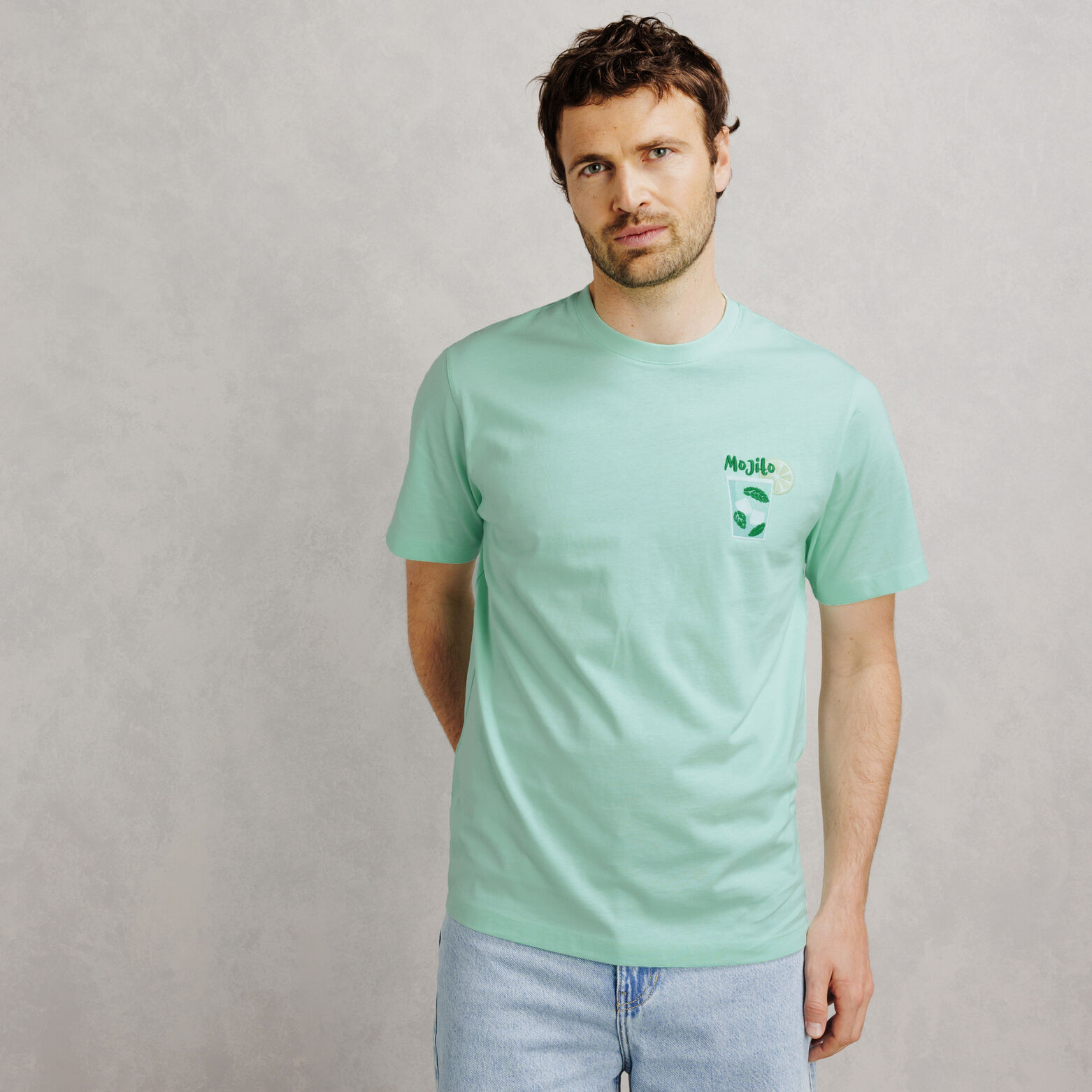 T-shirt met borstborduring