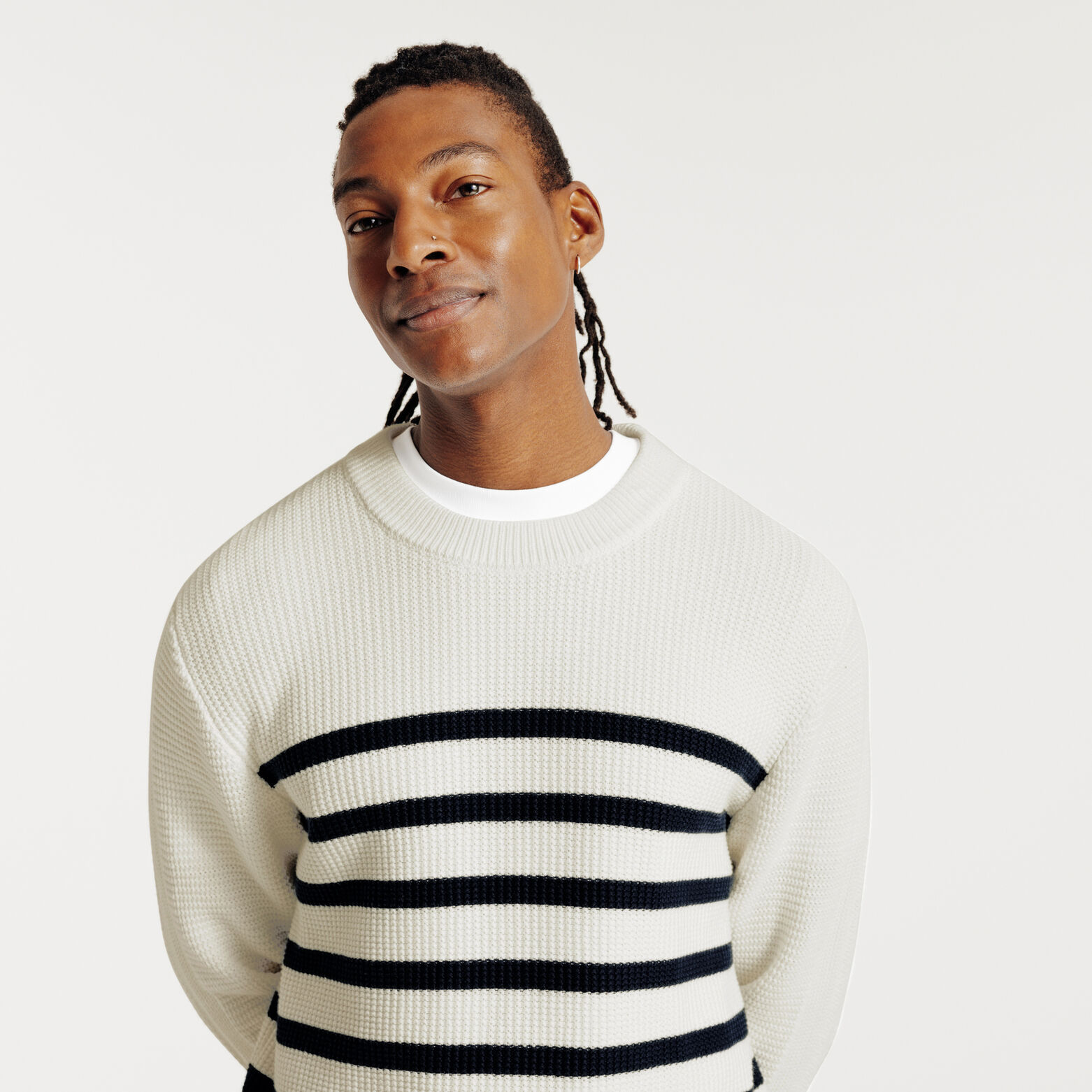 Pull col rond jeux de points fantaisie