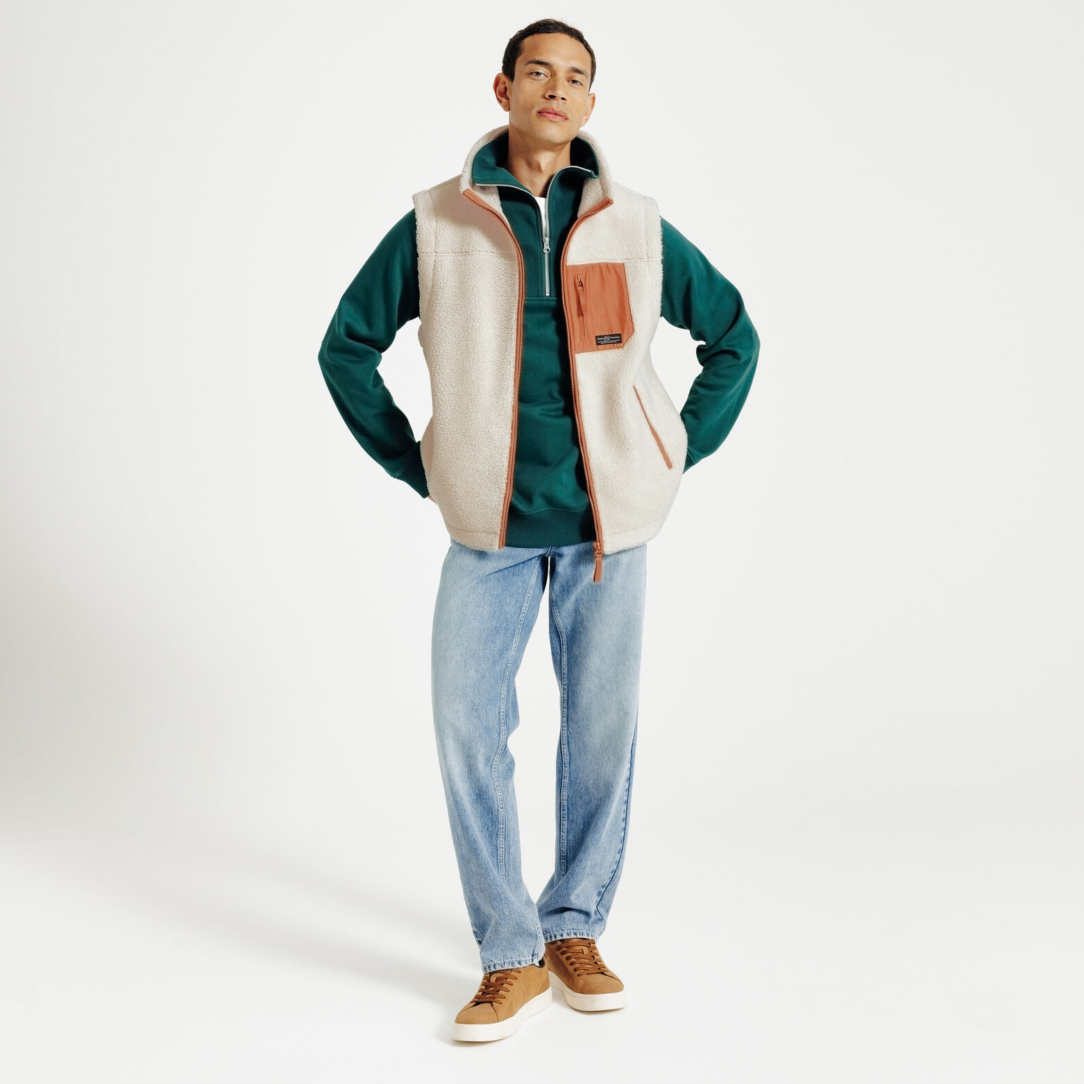 Veste sans manche en sherpa contrastée