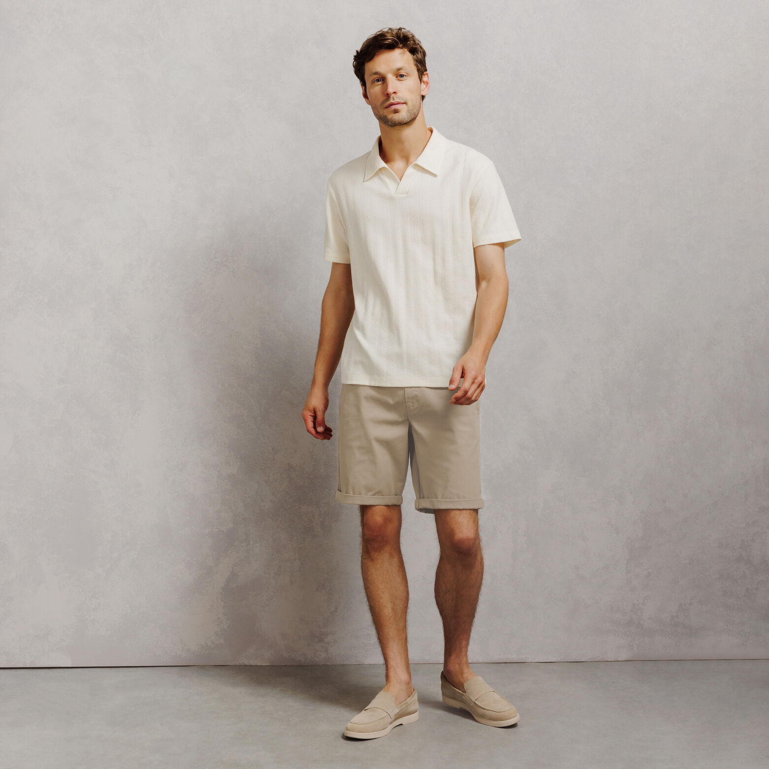 Bermuda chino slim uni avec ceinture