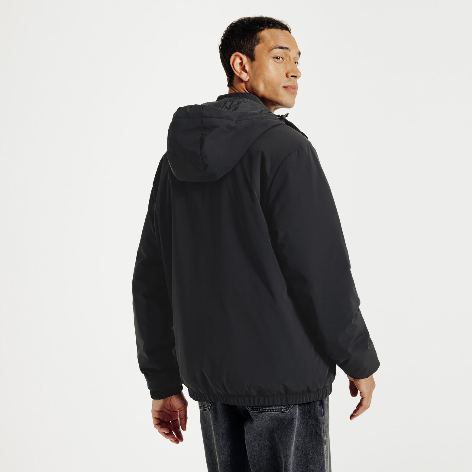 Blouson &agrave; capuche zipp&eacute;