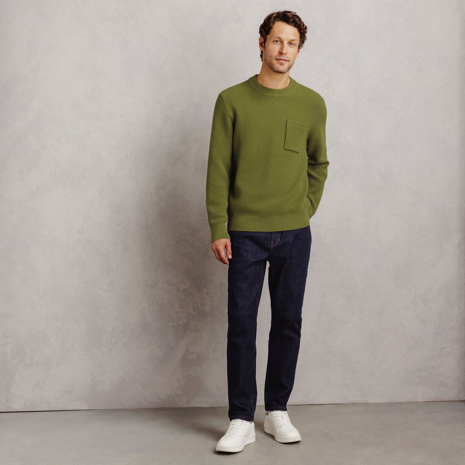 Pull col rond point de riz poche poitrine