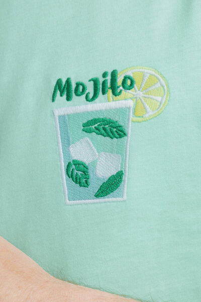 T-shirt met borstborduring