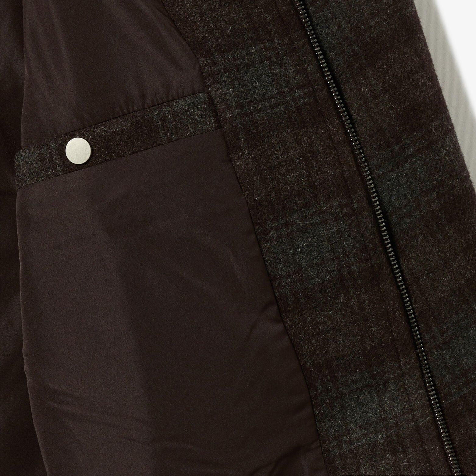 Blouson contenant de la laine col chemise zipp&eacute;