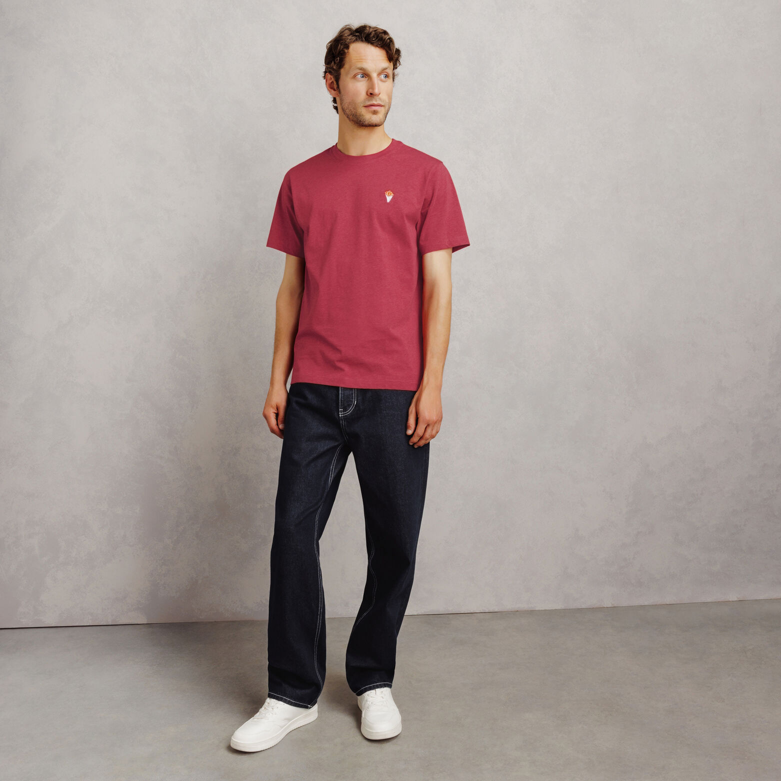 Tee shirt chin&eacute; brod&eacute;
