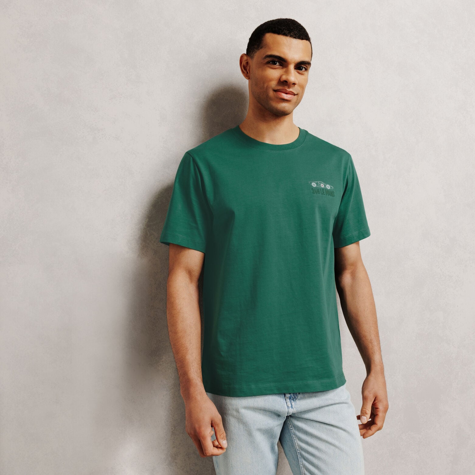 Tee shirt imprim&eacute; et brod&eacute; licence 24H le Mans