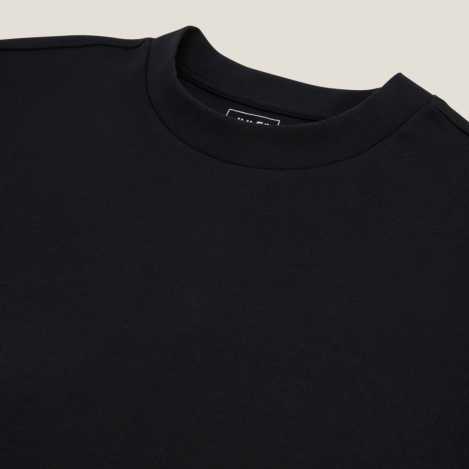 Interlock T-shirt met sweaterinspiratie