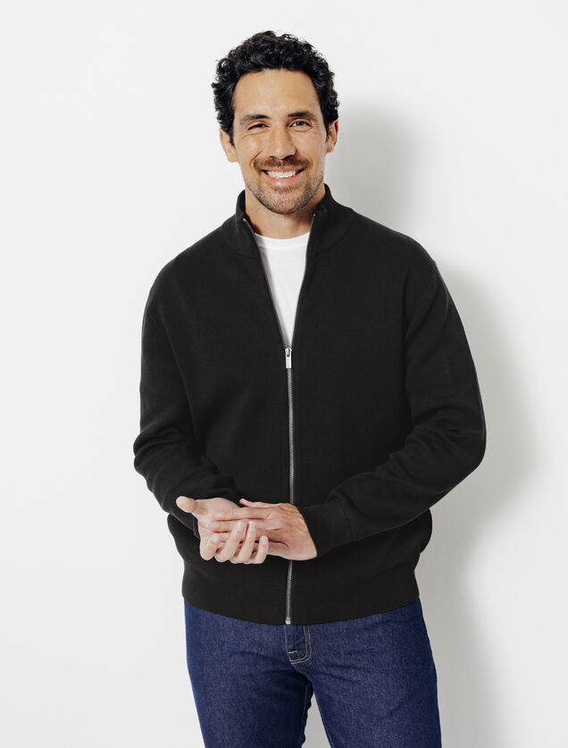 Gilet zipp&eacute; col montant