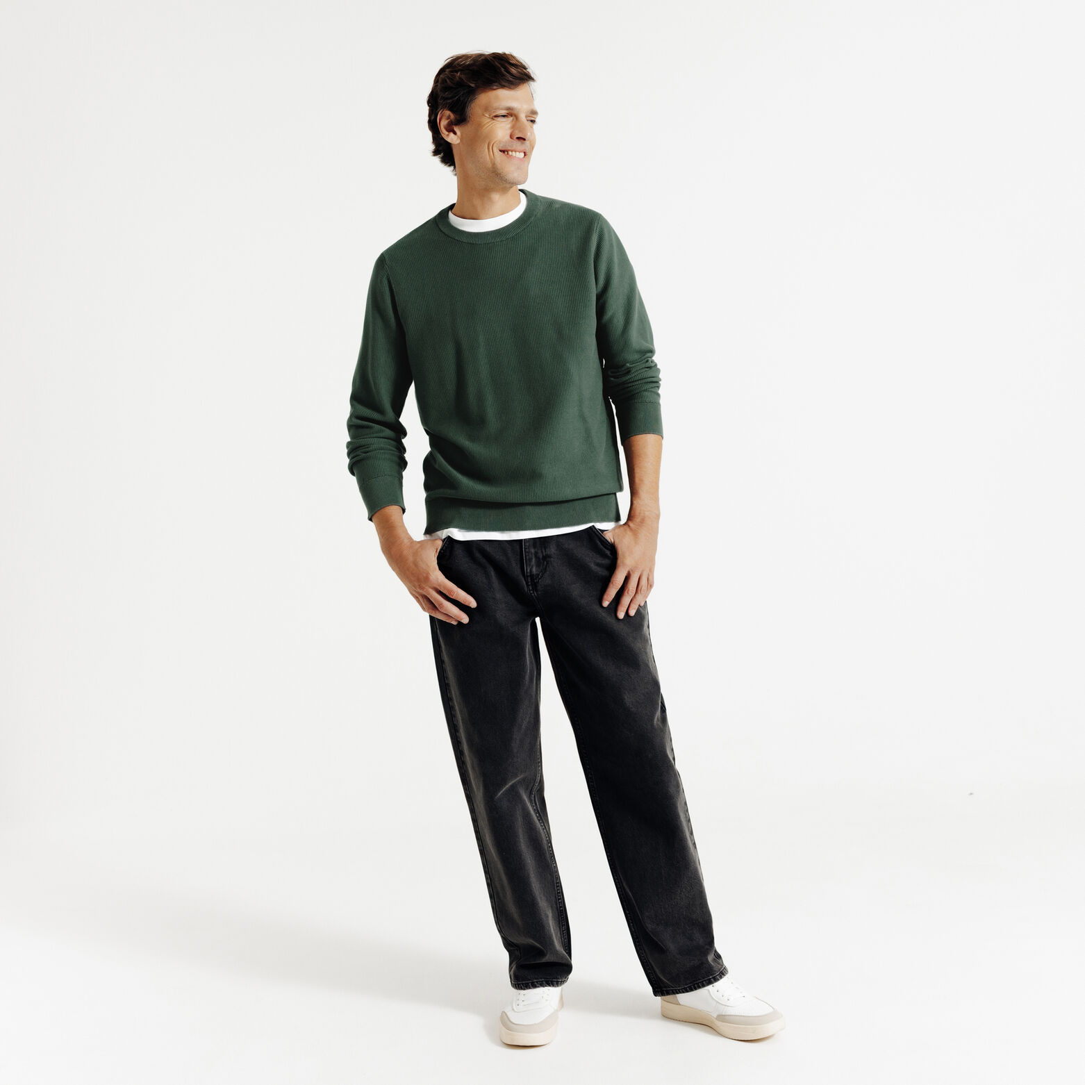 Pull col rond jeux de points fantaisie