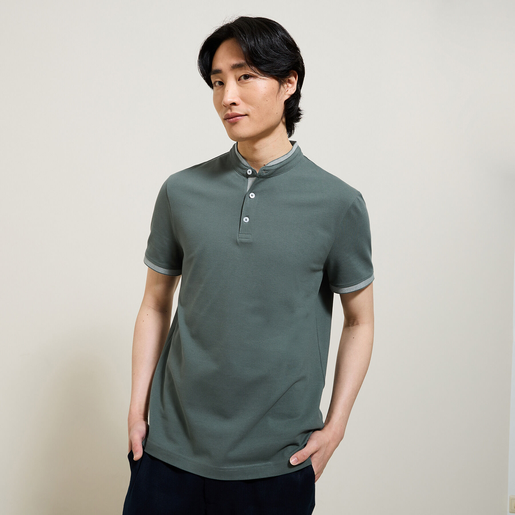 Polo manches courtes slim uni col mao pique Jules BE
