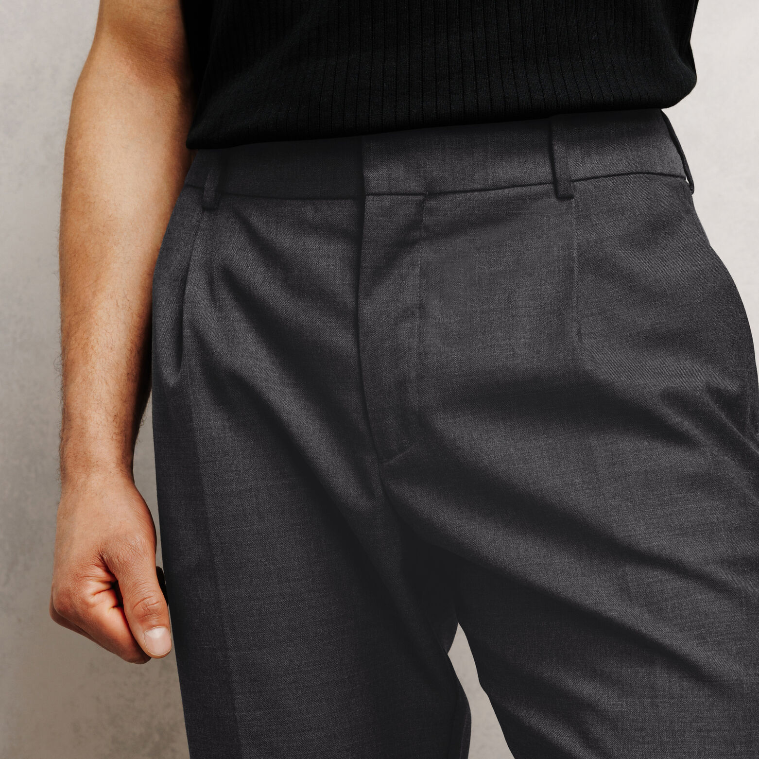 Pantalon chino tapered avec revers