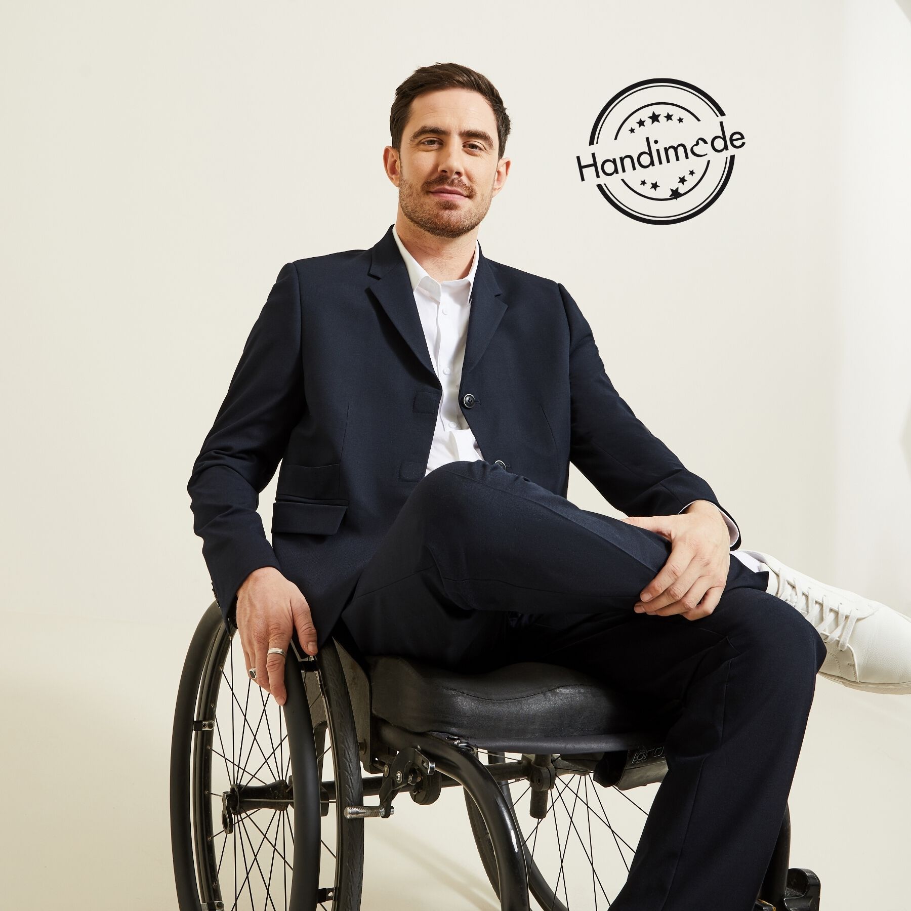 Vêtements pour personnes en fauteuil roulant 2025