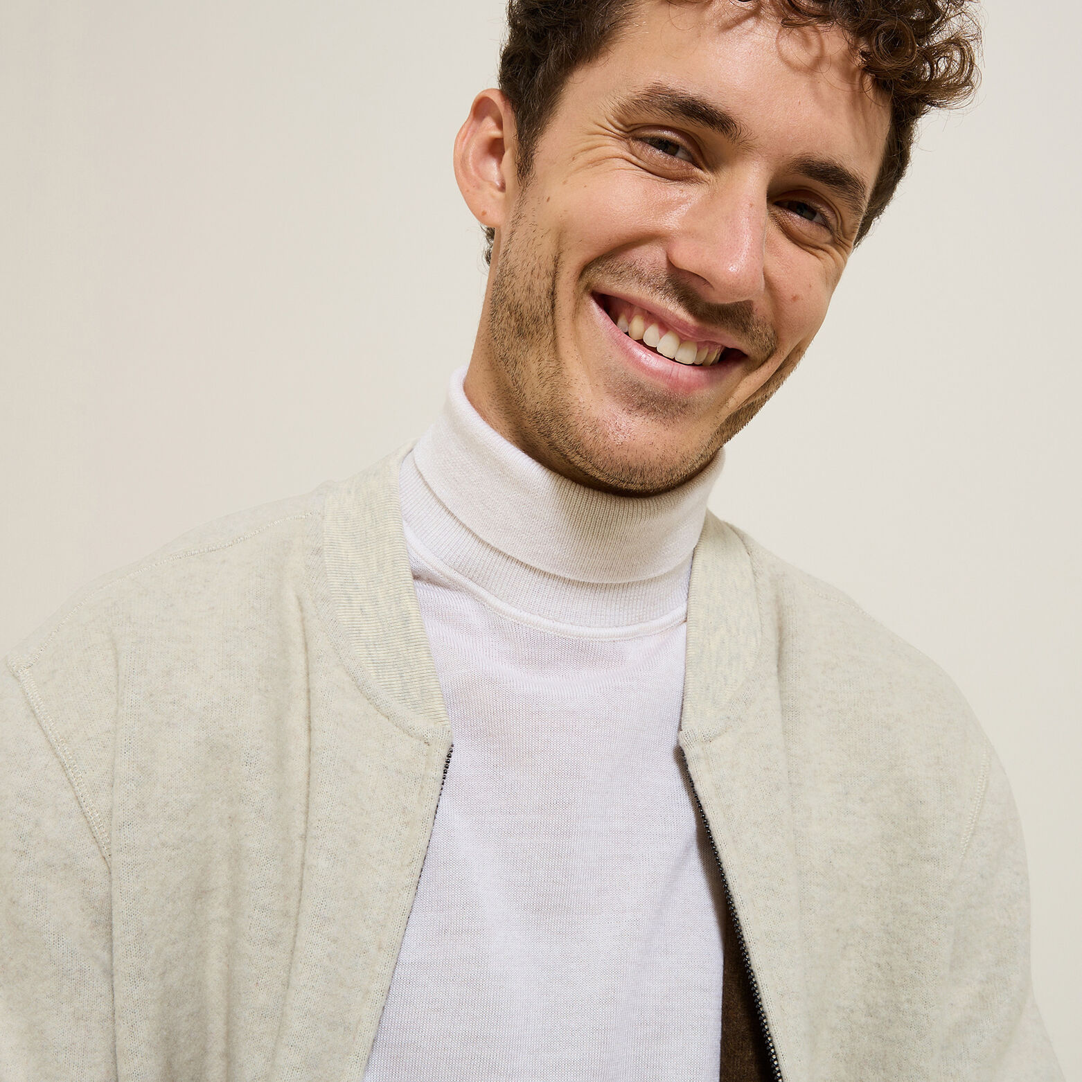 Sweat en maille zipp&eacute;