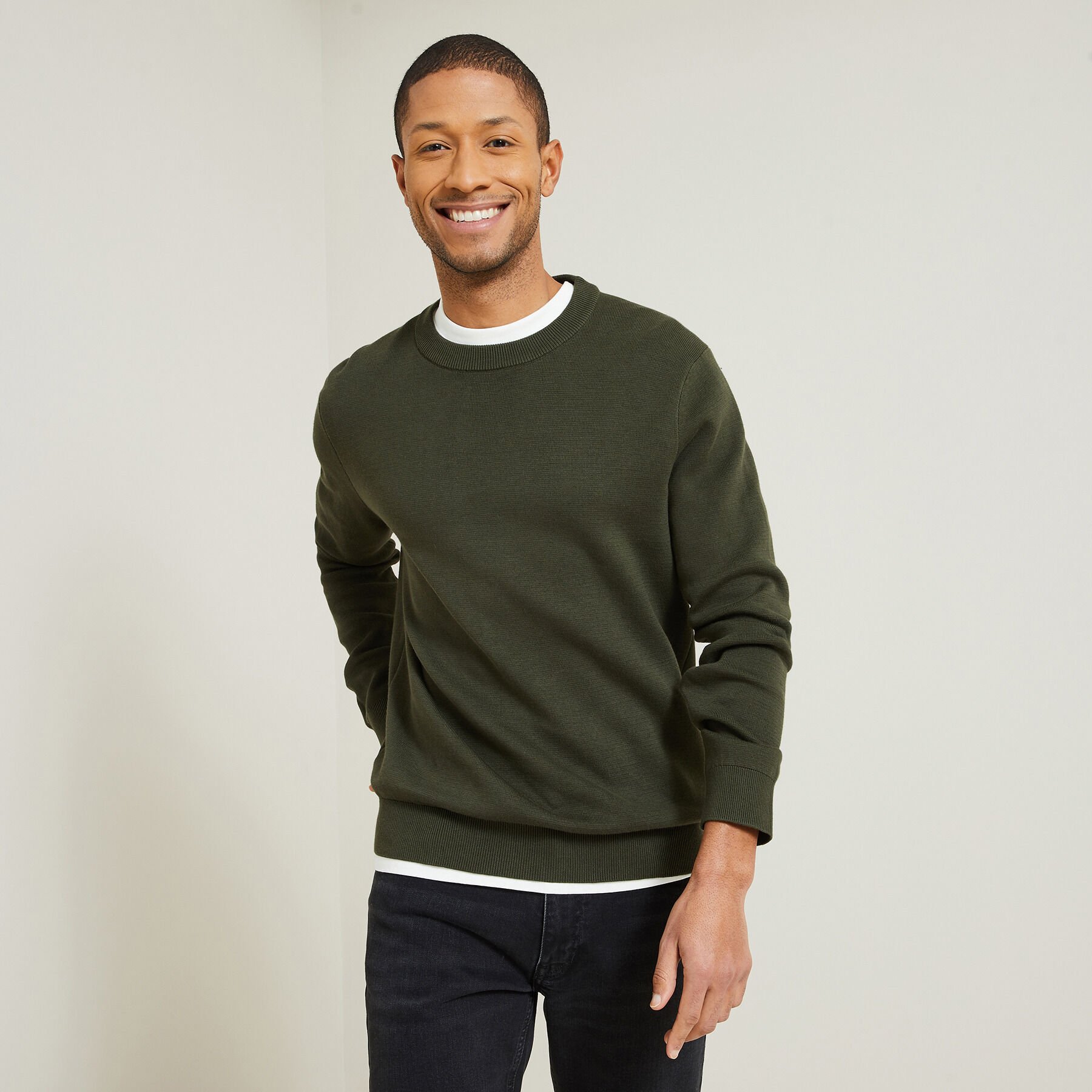 Jules pull col store rond