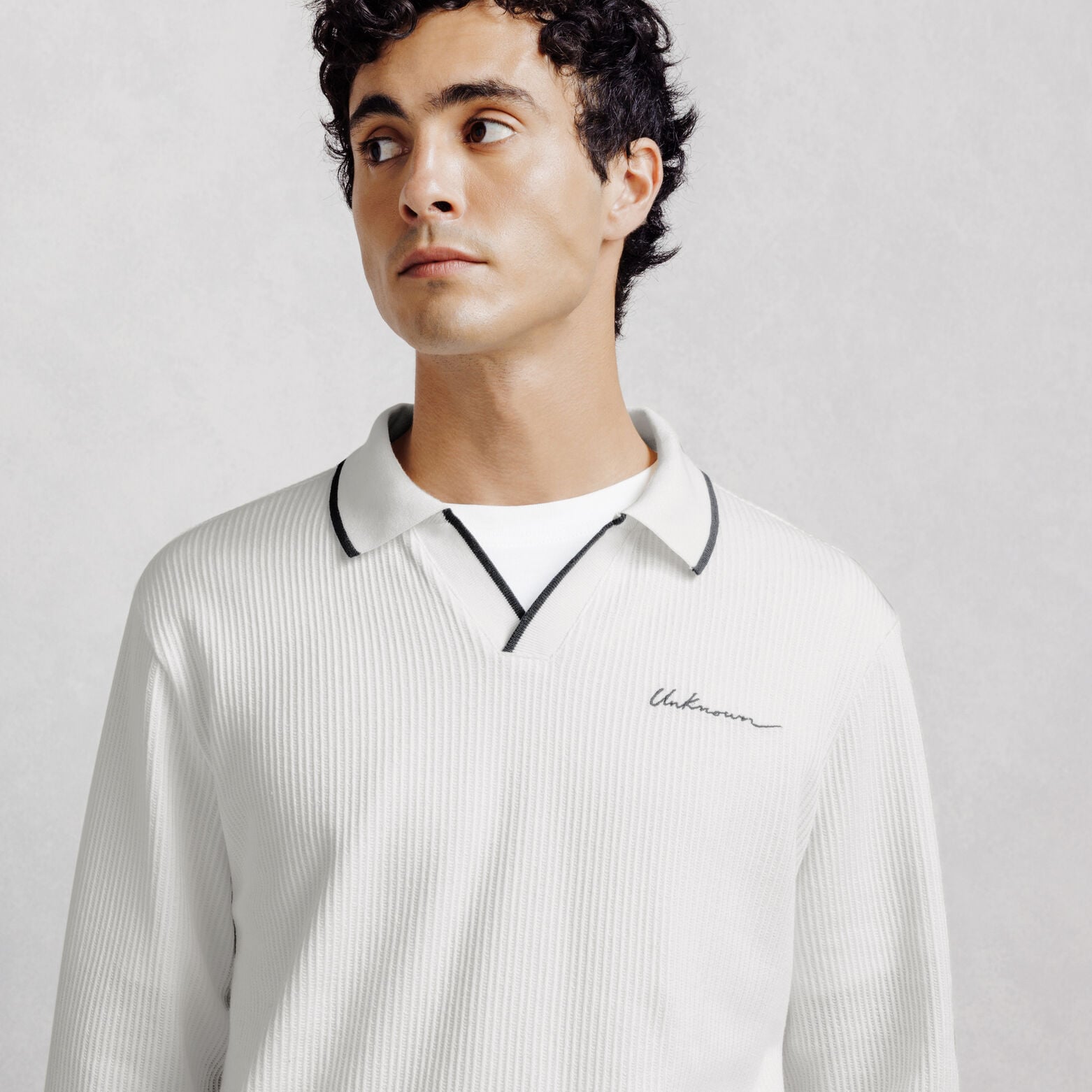 Polo manches longues col resort jacquard contrast&eacute;