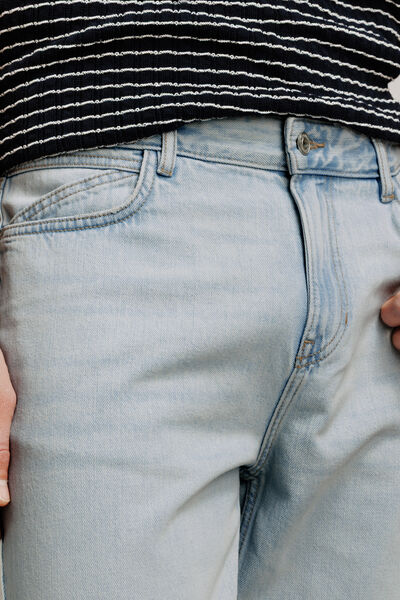 Loose fit jeans 