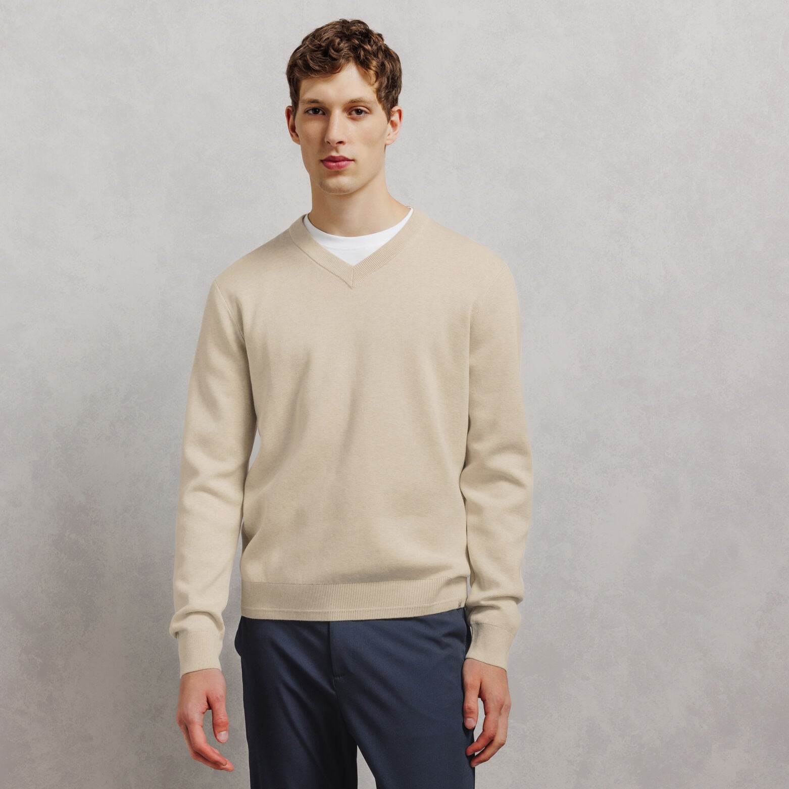 Pull col v " le parfait by JULES"