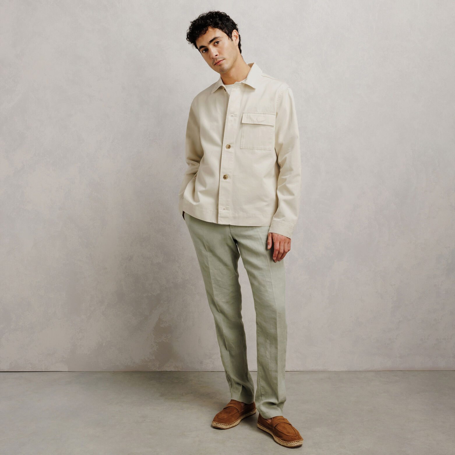 Veste col chemise boutonn&eacute;e mi-saison