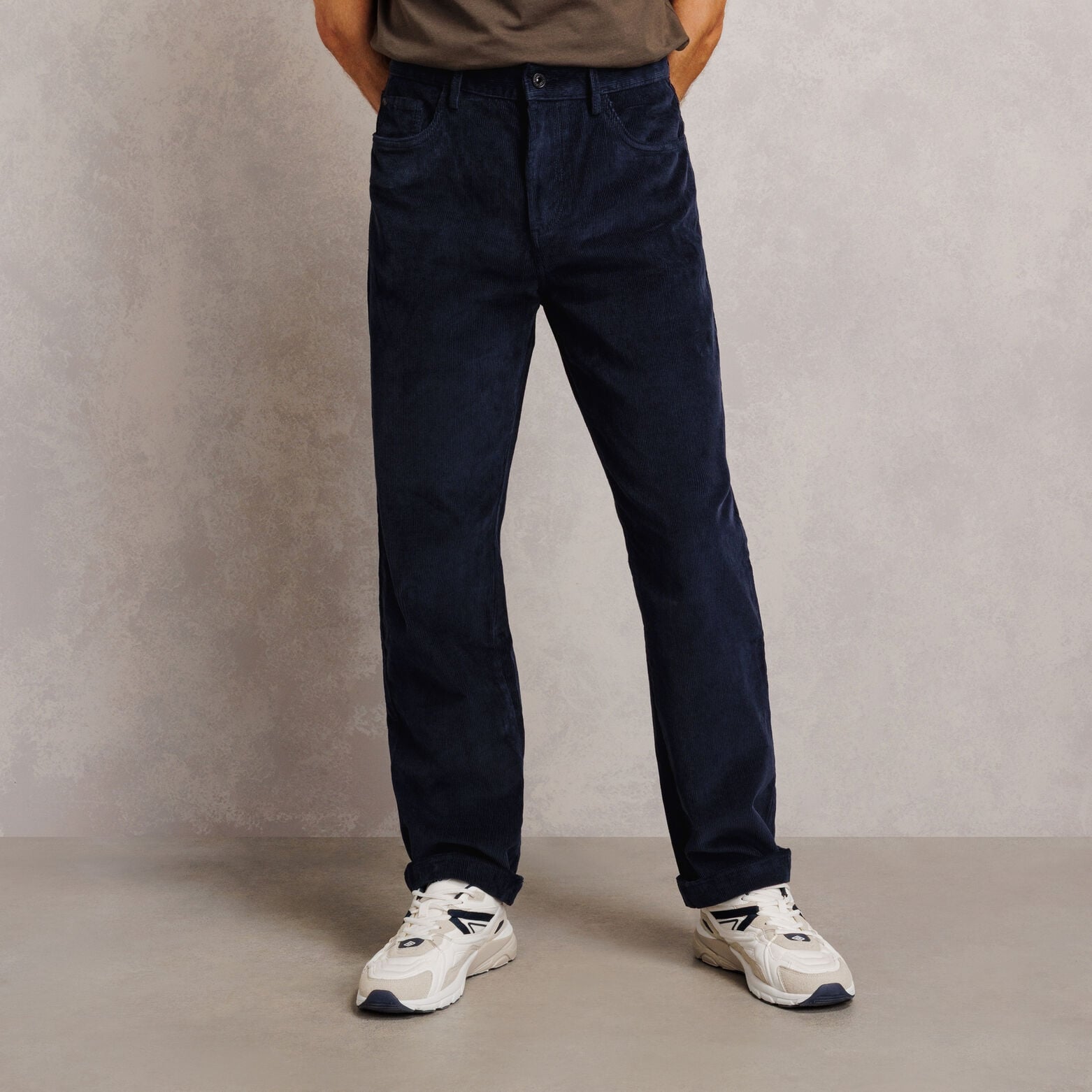 Pantalon 5 poches loose en velours 100% coton